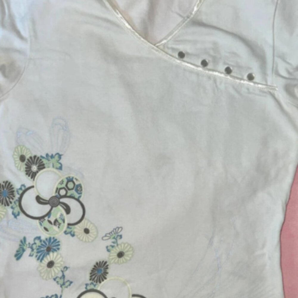 vintage white detail t-shirt